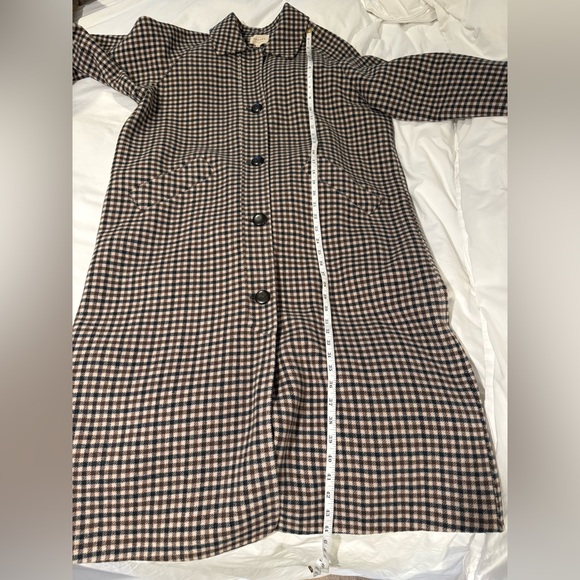 Sézane Clyde Wool in Green and Brown Check! - Picture 6 of 8